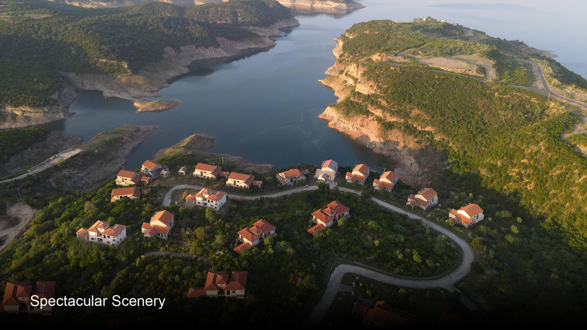 Lake-facing luxury villas and apartments